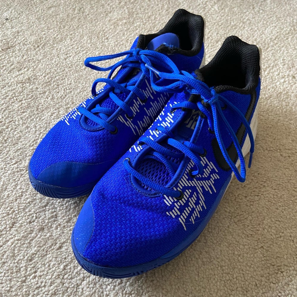Youth Kyrie Irving Nike Basketball Shoes